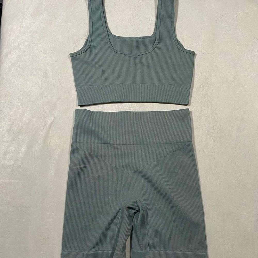 Amazon Sage‎ Green Ribbed Matching Set – Size Small - Picture 2 of 4